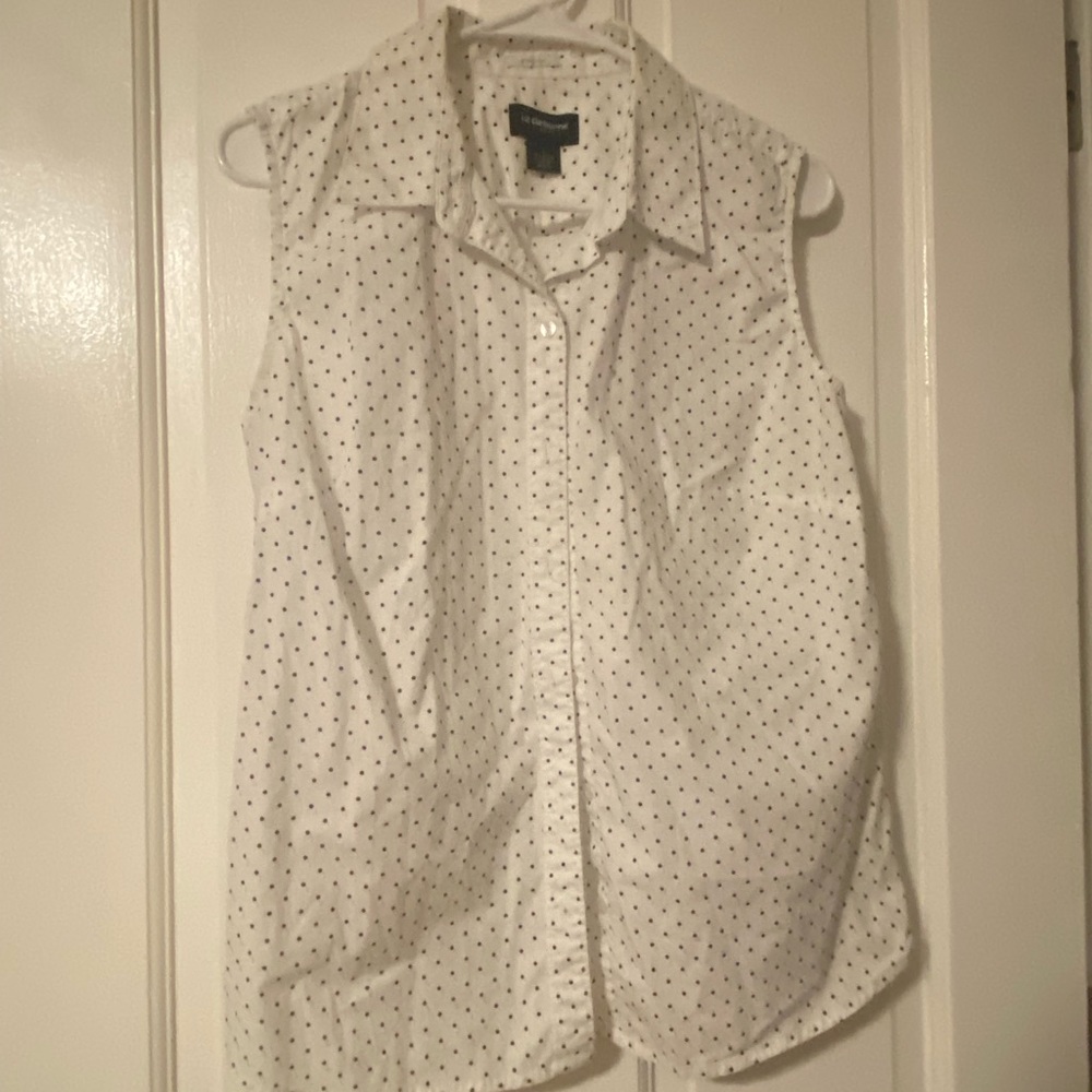 5/$20 Liz Clairborne shirt